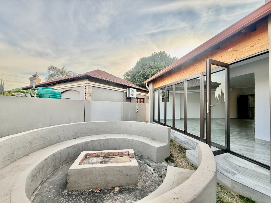 To Let 3 Bedroom Property for Rent in Melodie North West